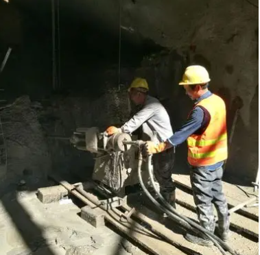 广宁水下抗分散灌浆料特点 水下不分散注浆料介绍